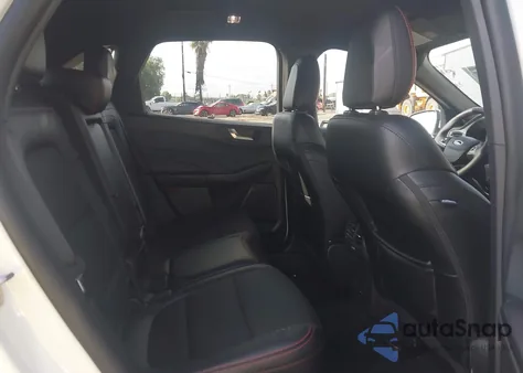 2025 Ford Escape St-Line Select from USA, damaged, VIN 1FMCU9NZ2SUB25005